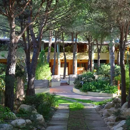 Residenza Abbaechelu T6 2 Bedroom Sleeps 6 Unit 2 *