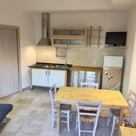 Appartement Residenza Abbaechelu T6 2 Bedroom Sleeps 6 Unit 2 *